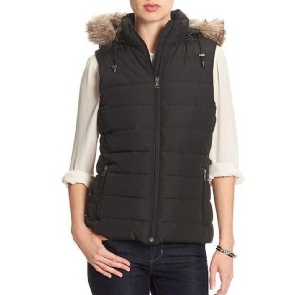 Banana Republic Faux Fur Lined Puffer Vest